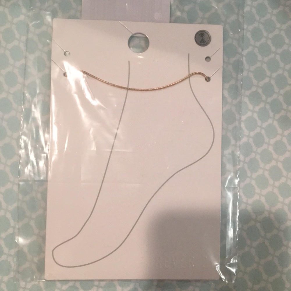 Forever 21 gold ankle bracelet